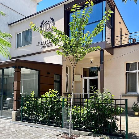 Damyanov House Hotel คาซานลัก ภายนอก รูปภาพ