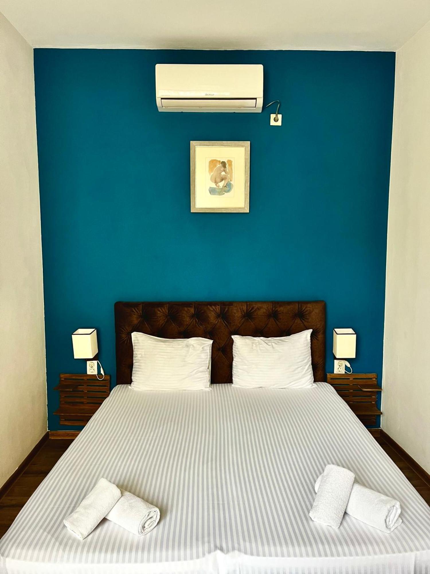 Damyanov House Hotel คาซานลัก ภายนอก รูปภาพ