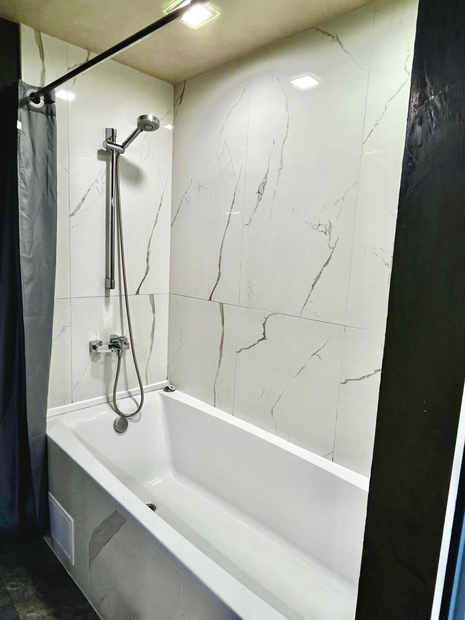 Damyanov House Hotel คาซานลัก ภายนอก รูปภาพ
